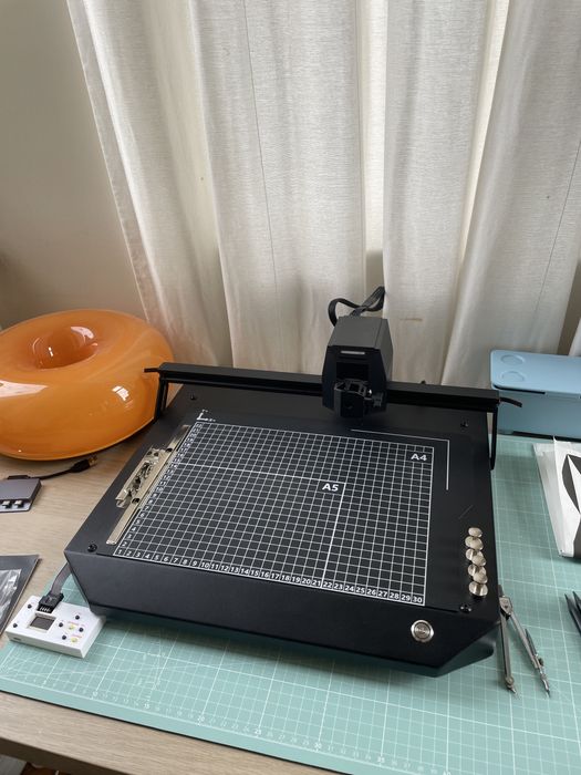 Ploter CNC rysujący / tnący / grawerujący