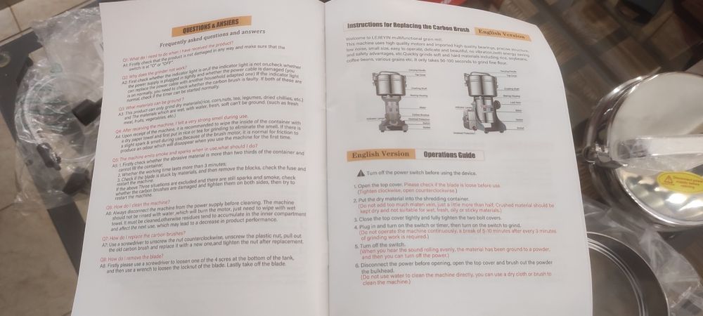 spice mill for grains or coffee. moinho profissional de especiarias.