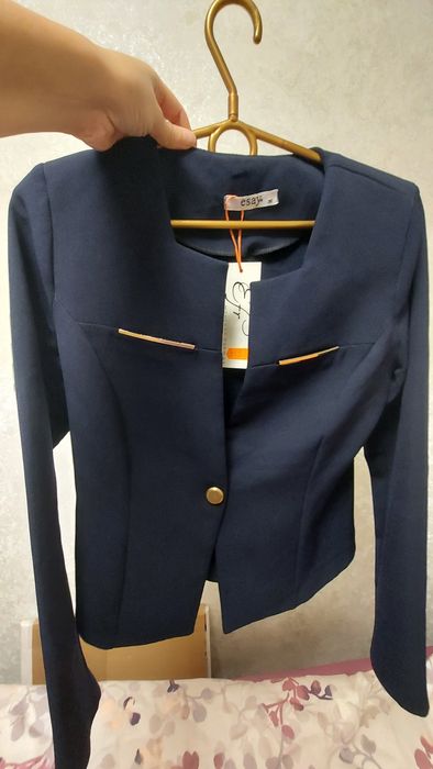 Піджак на дівчинку ( новий, з етикеткою)