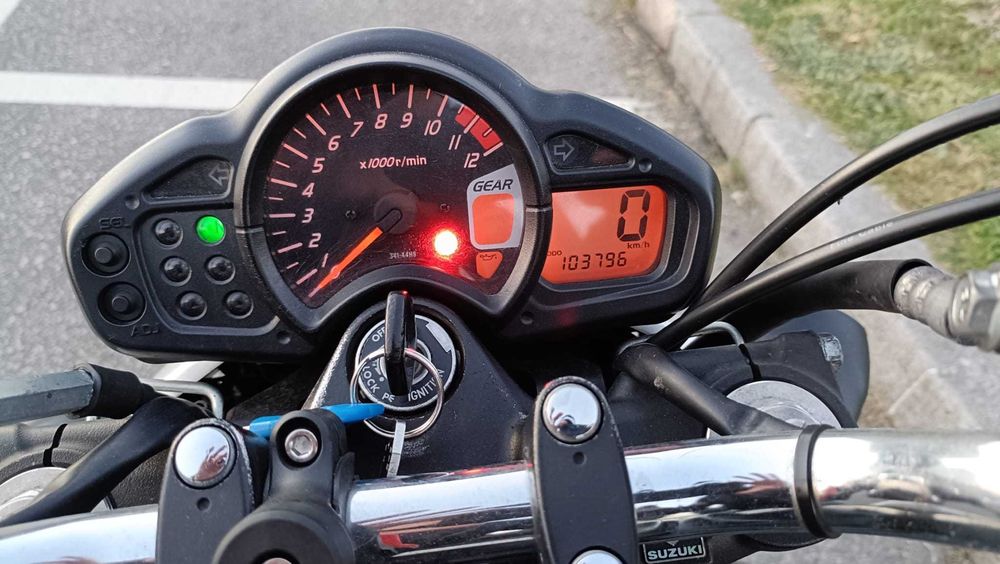 SUZUKI GLADIUS 650 (SV650) 2011 – Motor Lendário e de Fiabilidade Extrema