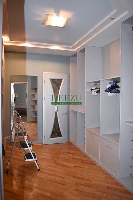 Продаж 3 кімнатної квартири вул. Антоновича 140
