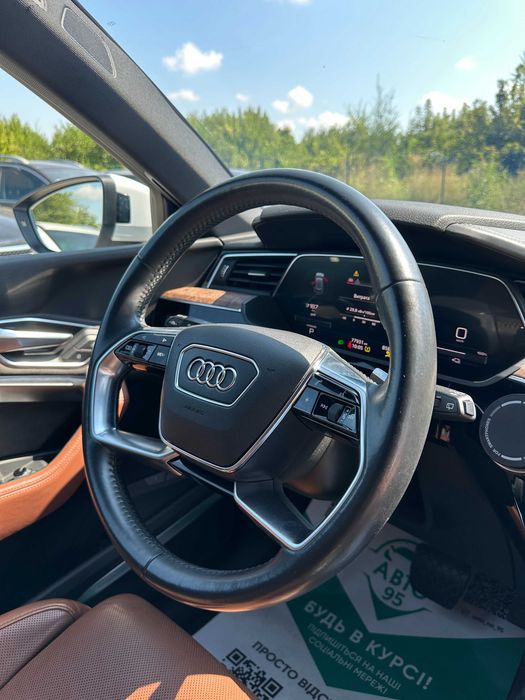 Продам Audi e-tron Prestige 2019 рік можлива розстрочка,кредит,обмін!