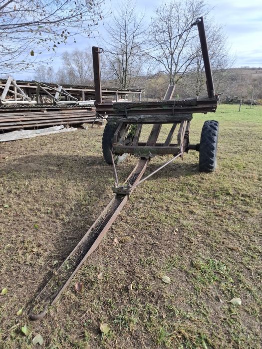 Продам причіп лісовоз .