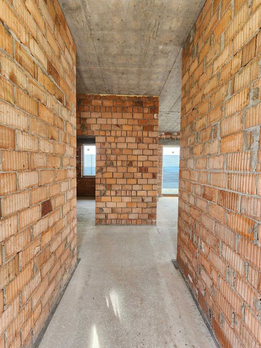 Від забудовника! Продам будинок, газ, світло, вода. Телефонуйте.