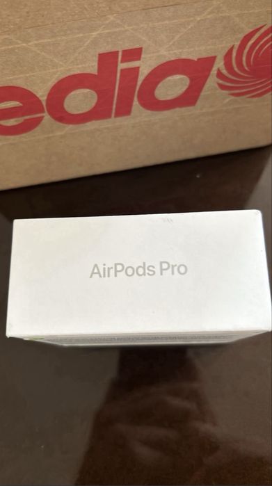 Sprzedam słuchawki AirPods Pro 3