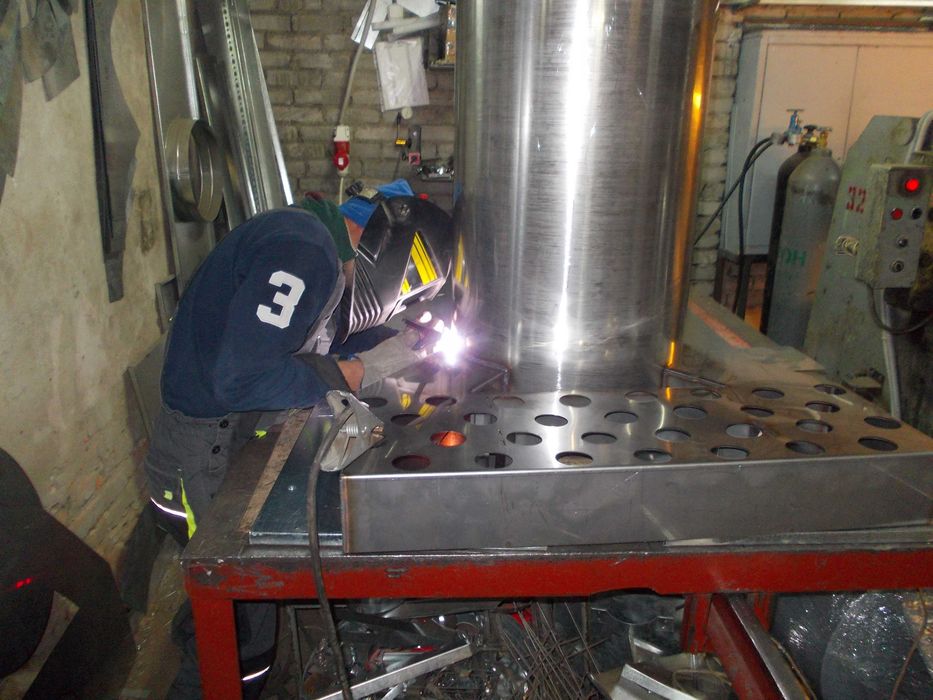 Теплообмінник для малярної фарбувальної камери під пальник на дизелі