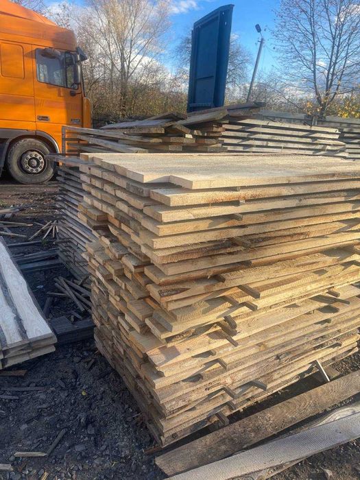 Некондиційна обрізна дошка довжиною 2-3 метри та пиломатеріали