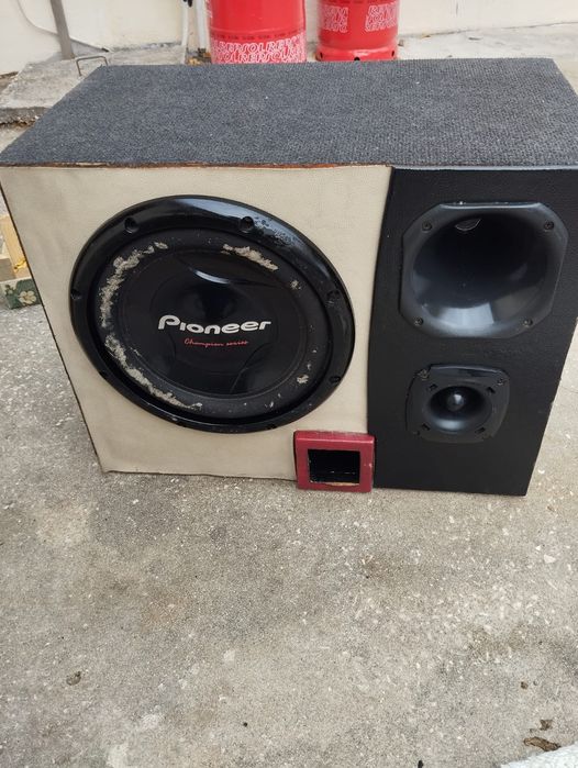 Coluna de alta qualidade em bom estado!