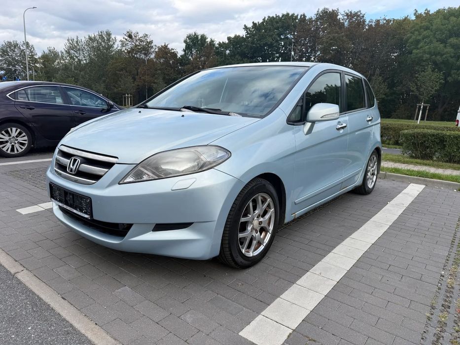Honda FR-V