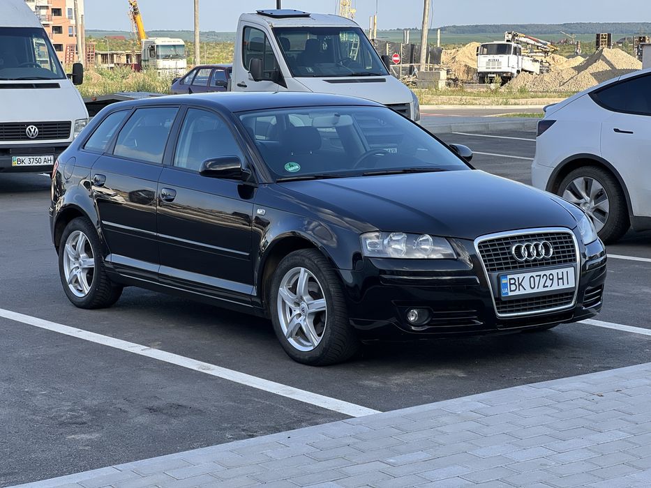 Audi a3 1.6 бензин