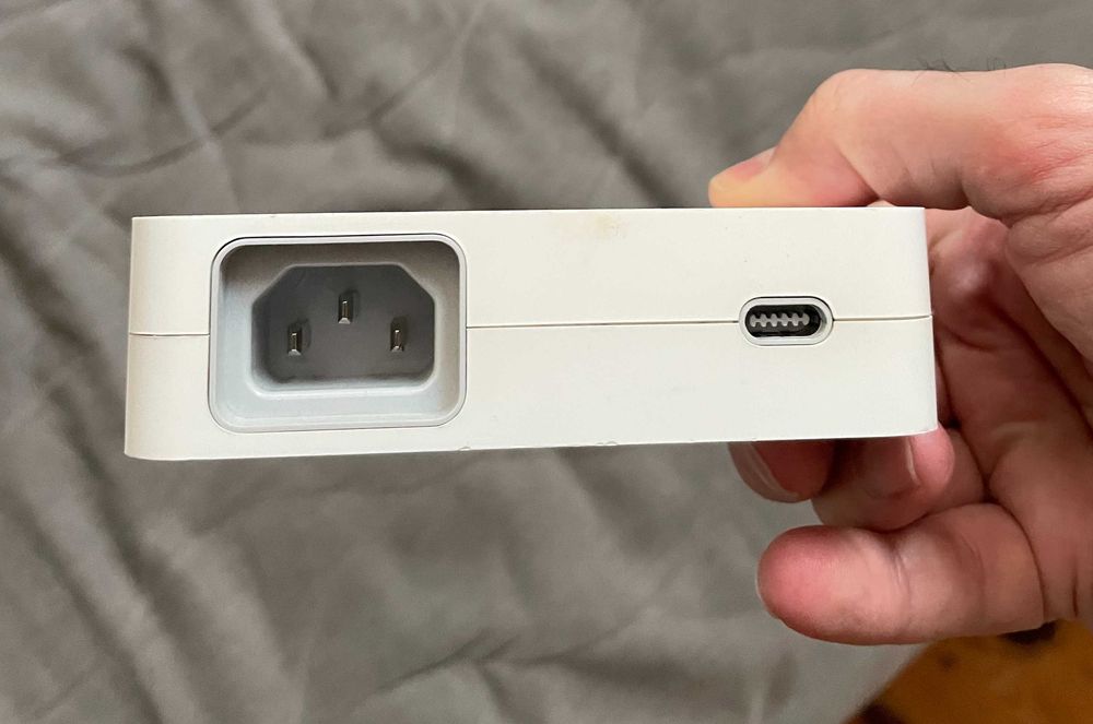 Monitor Apple Cinema HD Display 23"