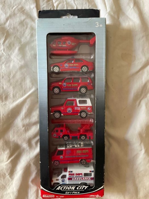 Conjunto Veículos de Bombeiros Miniatura + Helicóptero - Nunca Aberto.