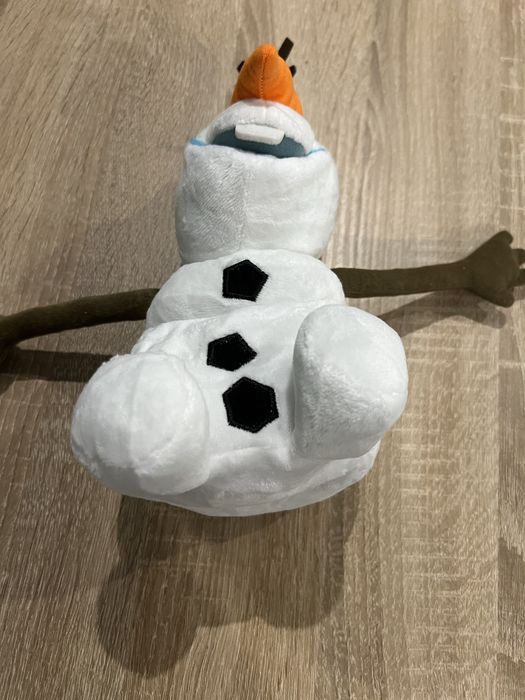 Kraina Lodu, maskotka Bałwanek Olaf