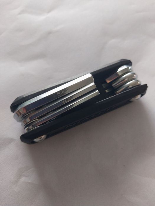 Multitool 6w1 narzędzie wielofunkcyjne rowerowe regulację naprawy bike