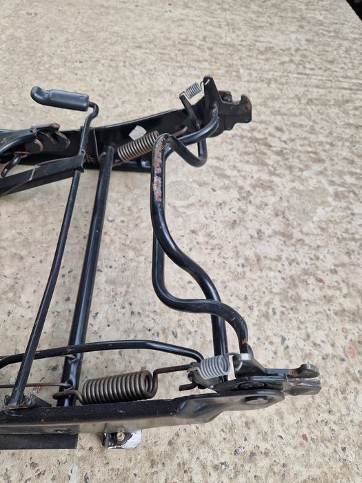 Механизм сидіння Шаран