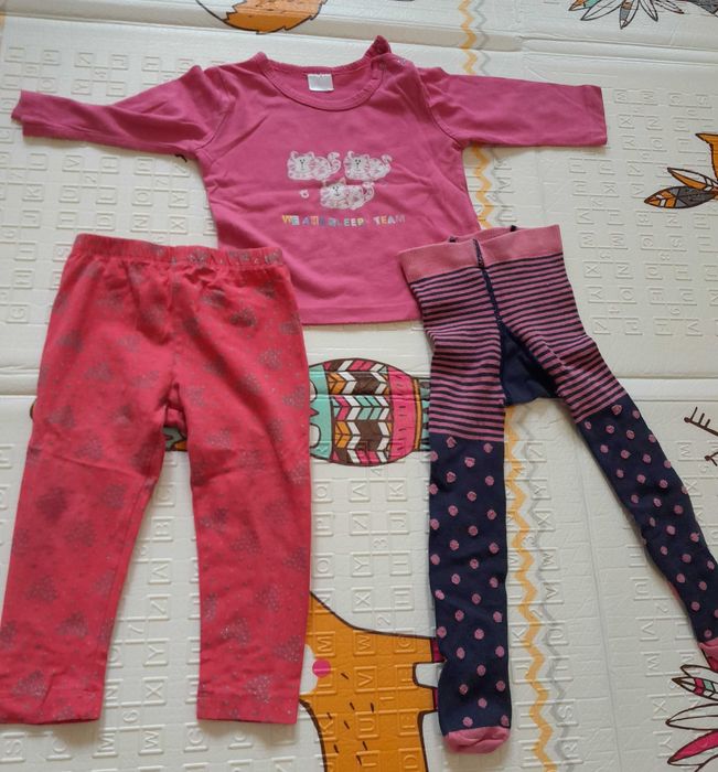 Zestaw 13 sztuk ubranek w rozmiarze 80 dla dziewczynki
