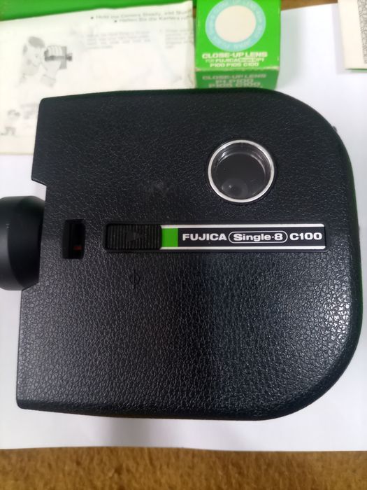 Maq. de filmar antiga de coleção fujica