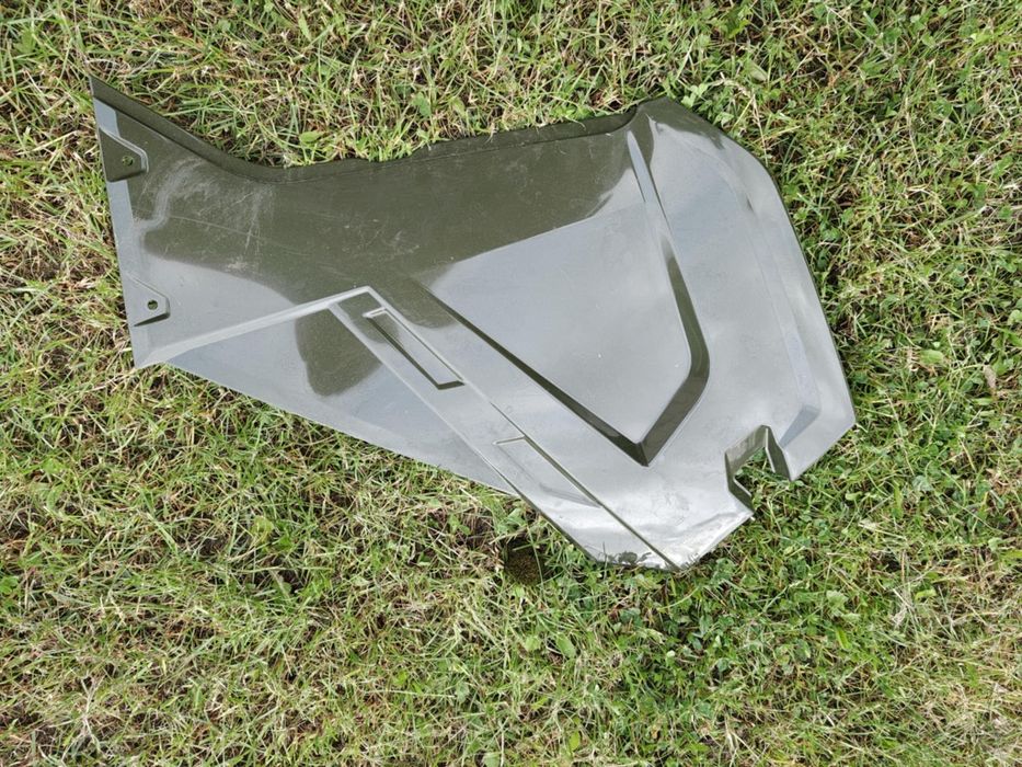 Polaris sportsman 570 boczek osłona owiewka prawa panel obudowa silnik