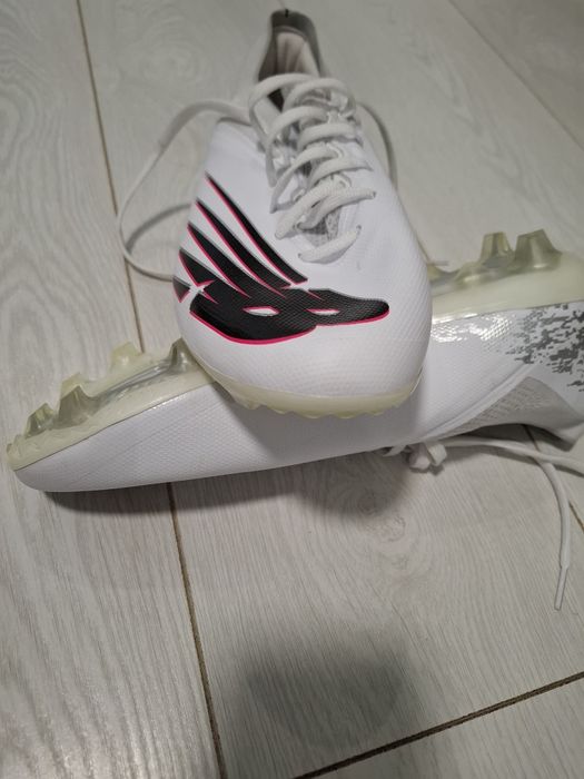 Нові бутси NEW BALANCE