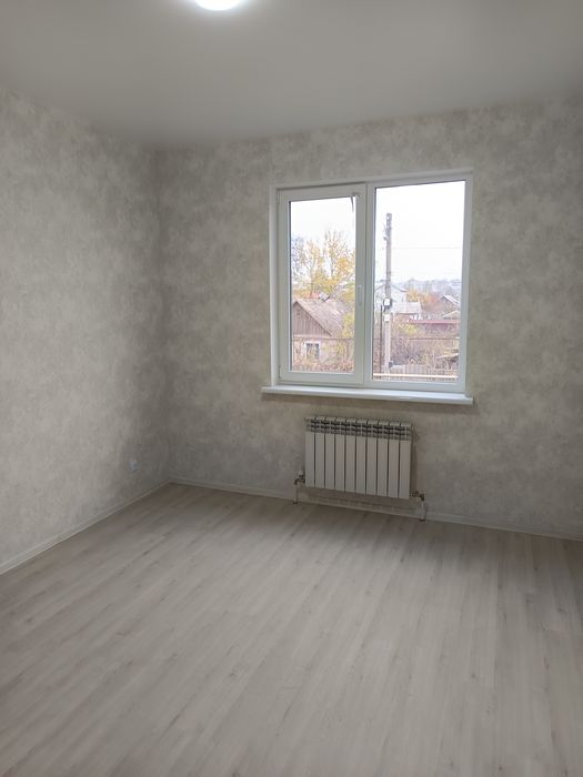 Продаётся  2 х этажный дом Бородинский микрорайон