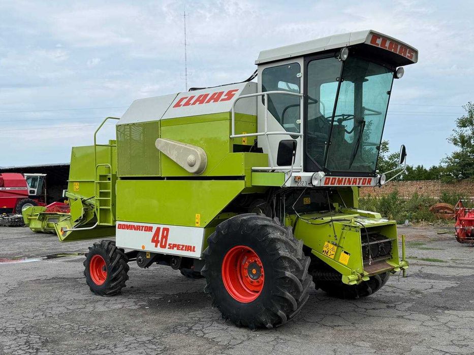 Свіжопривезений Claas Dominator 48 Spezial з Норвегії. 1300 мотогодин. Стан нового комбайна! Також у наявності 58 та 68,найкраща комплектація!