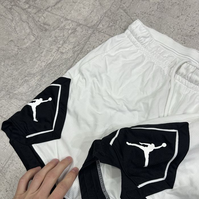 L,S(size) Шорти Jordan nike nsw dri-fit