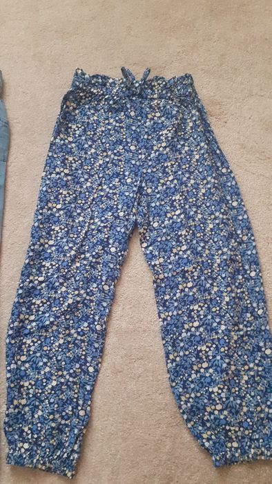 Spodnie dziewczęce 128