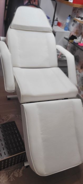 Fotel,łóżko  kosmetyczne I inne