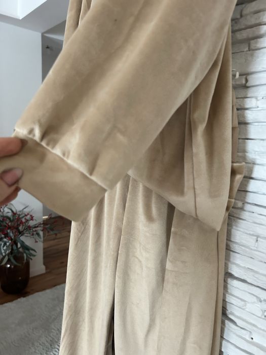 Wiosenny komplet dresowy z naszywką luxury S M L XL damsk dres damski