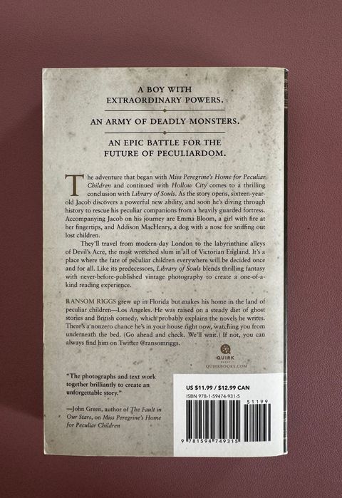 Livros Tales of the peculiar de Ransom Riggs