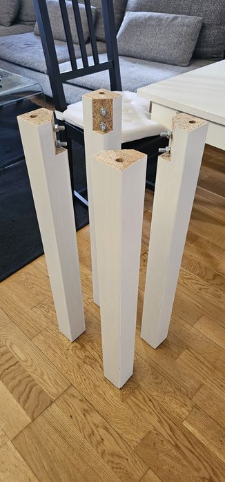 Mesa Ikea LANEBERG