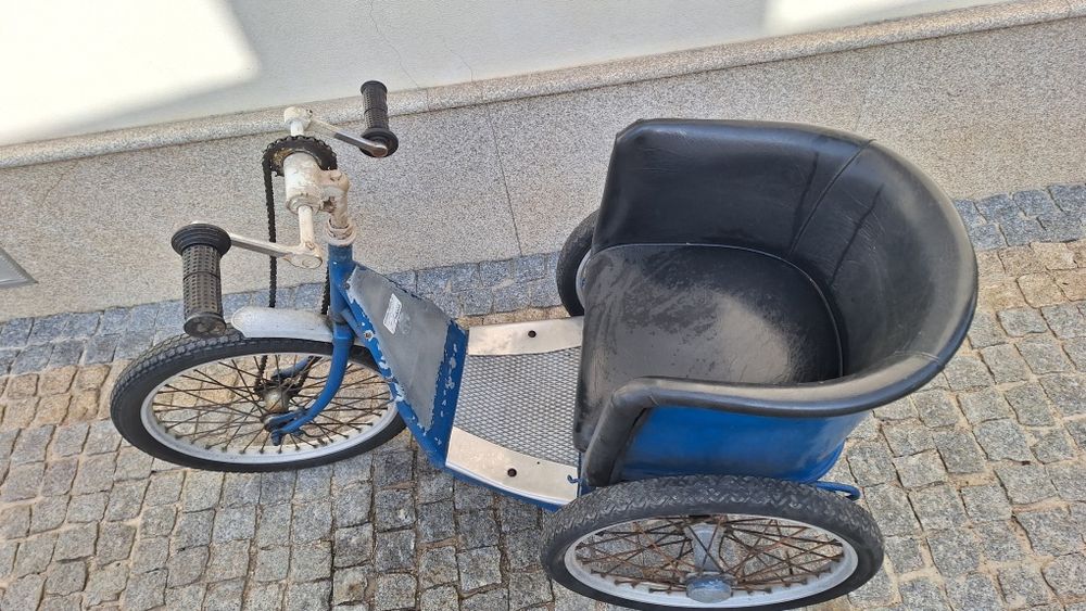 Triciclo antigo unico anos 60