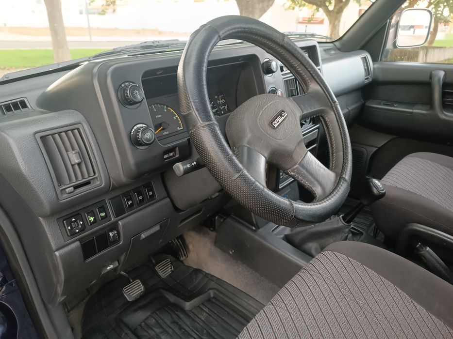 Jipe Opel Monterey 3.1 CC 4x4