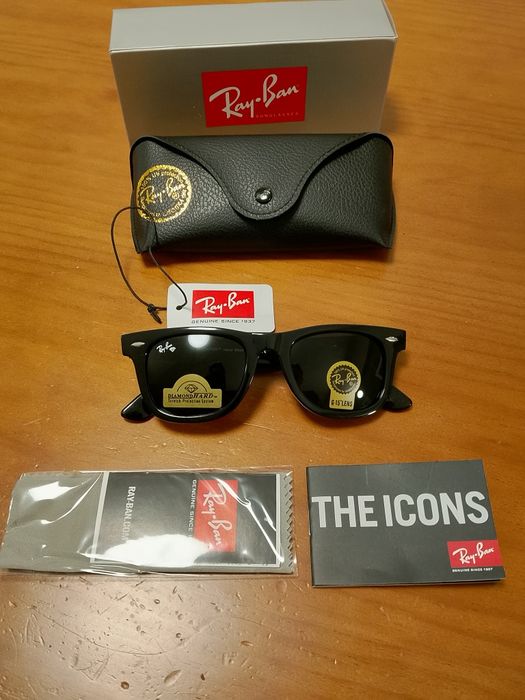 Óculos de sol RB novos pretos