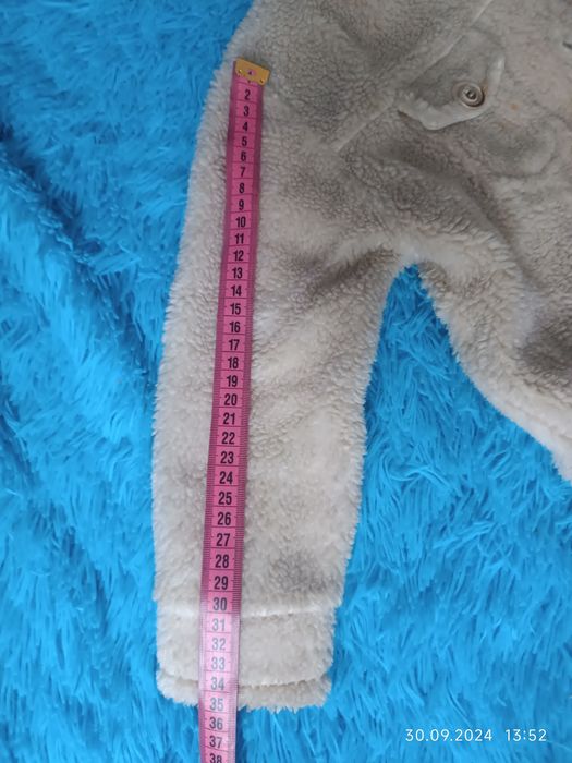 Гарна куртка "під баранчика" Zara