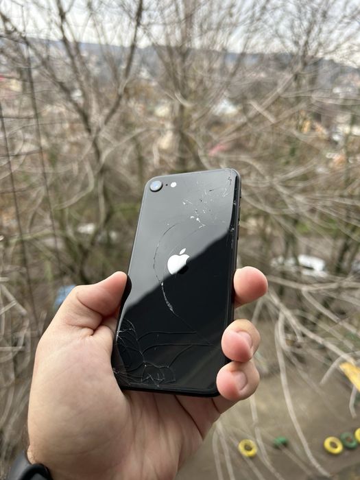 iPhone SE 2020 64gb Neverlok