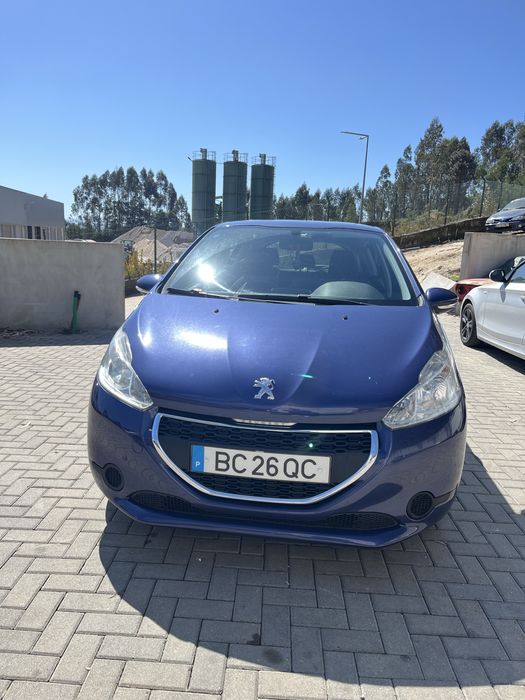 Peugeot 208 1.2 VTI ALLURE 2012