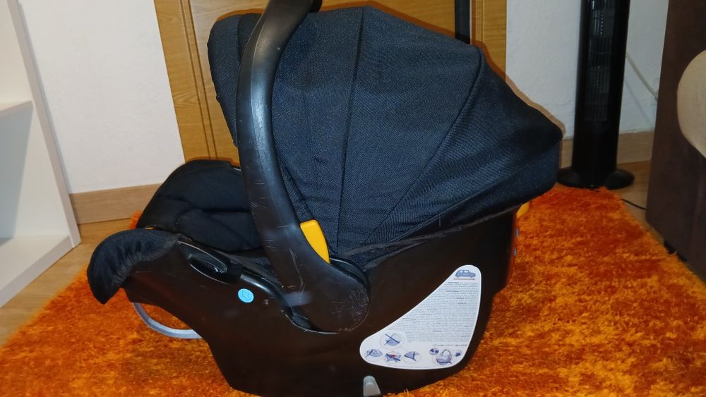 4 Bebé-conforto Keyfit Chicco + 2 Bases Keyfit ISOFIX