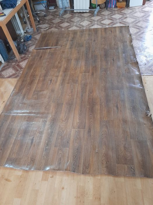 Лінолеум бу з утеплювачем. Осокорки.