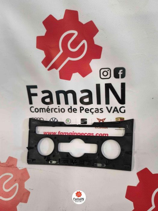 Moldura da Consola Central / Rádio / Aro VW PASSAT CC B6