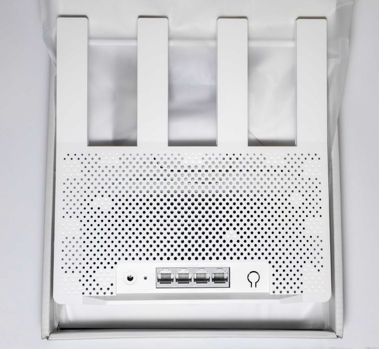 WiFi 7 Потужний роутер Xiaomi BE3600 IEEE 802.11be, LAN до 2.5 Гбіт/с