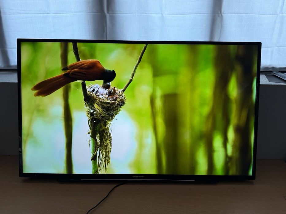 Телевізор Grundig  – 49”, 4K UHD, Smart TV