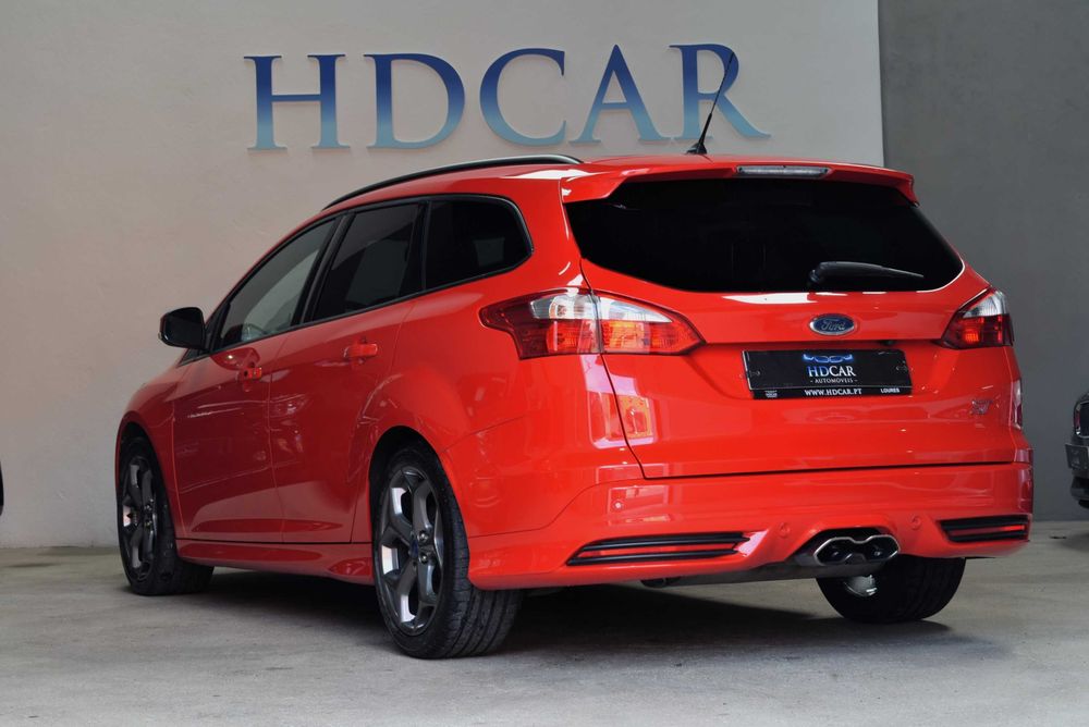 Ford Focus SW 2.0 EcoBoost ST 250cv ST-3 # 2013/07 — photo 3