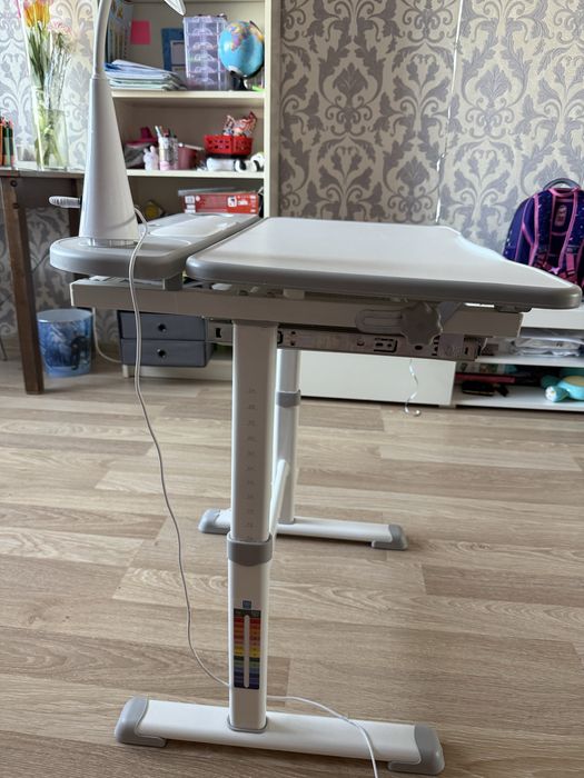 Дитяча писмова парта (стіл письмовий) з стільцем bambi