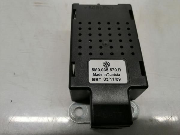 Amplificador de antena VOLKSWAGEN Golf VI (5K1)