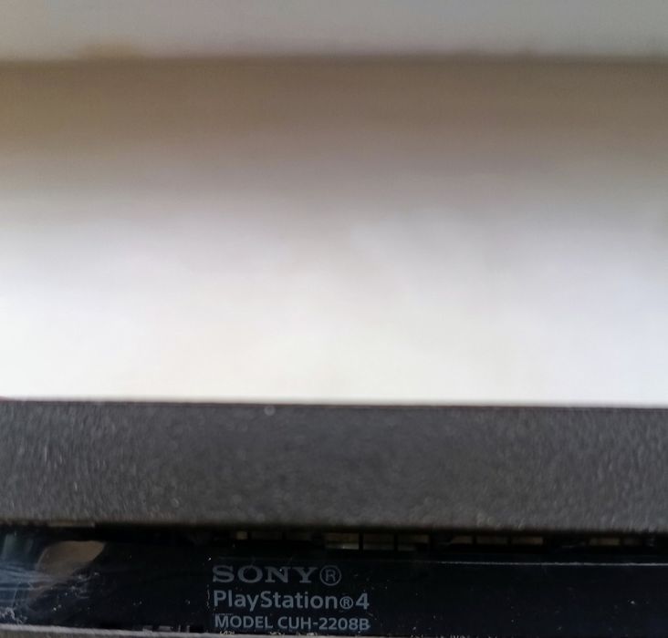 PS 4 Slim 1TB (Остання ревізія) + 2 геймпади + Ігри
