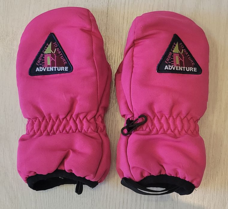 Рукавички на дівчинку