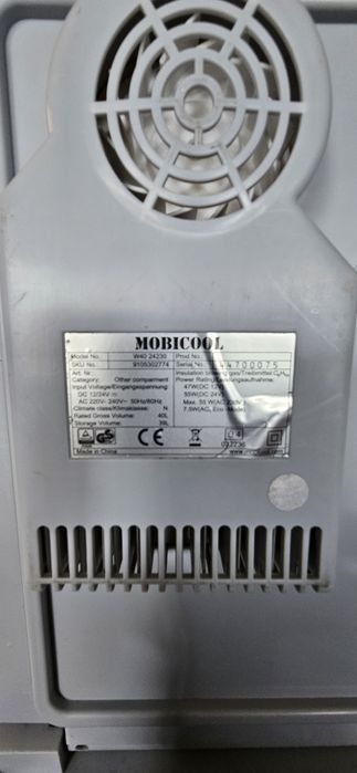 Lodowka turystyczna mobicool w40 na kółkach