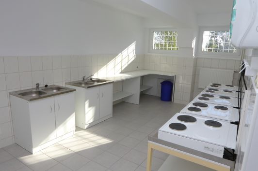 Pobyt Warszawa pracowniczy hotel nocleg wynajem kwatera 29zł łóżko