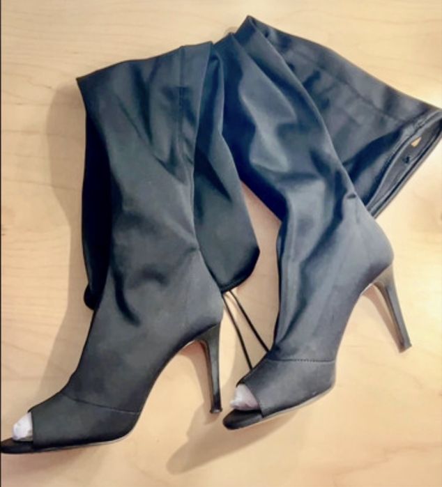 Bota cano alto open tow da H&M